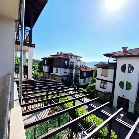 Апартаменты Marina Hills *